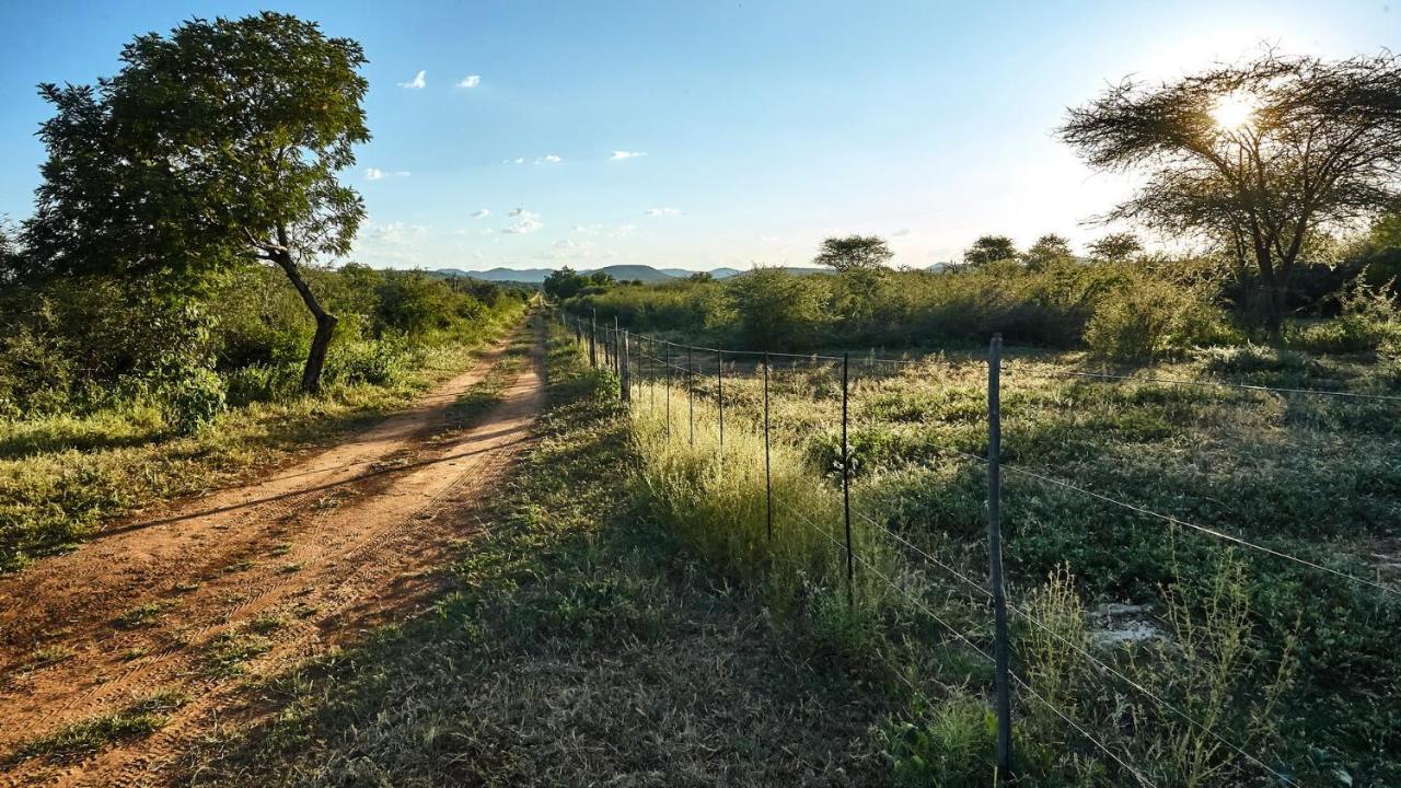 ZuriCamp Campsite Tsumeb Exterior foto